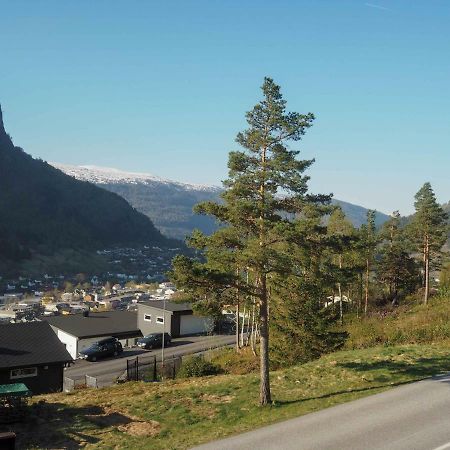 Stryn Stor Og Moderne Leilighet Exteriér fotografie