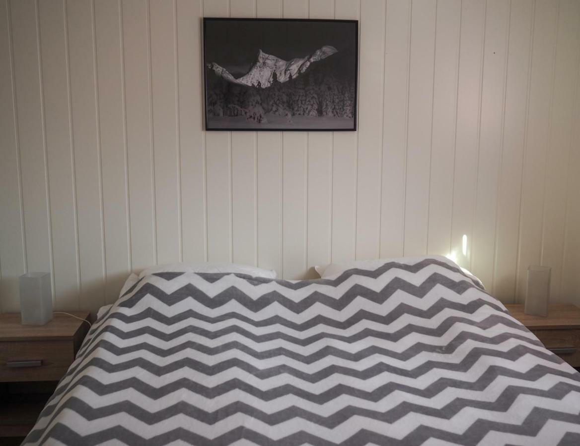 Stryn Stor Og Moderne Leilighet Exteriér fotografie